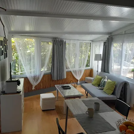 La Casita Del Lagar Holiday home
